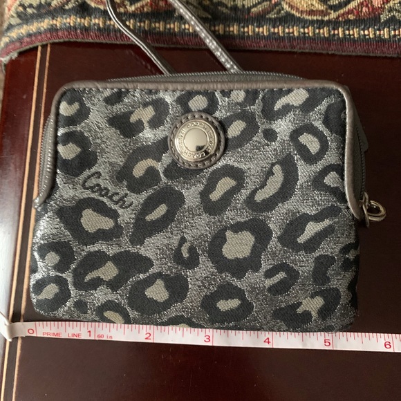 Wristlet - Picture 3 of 5